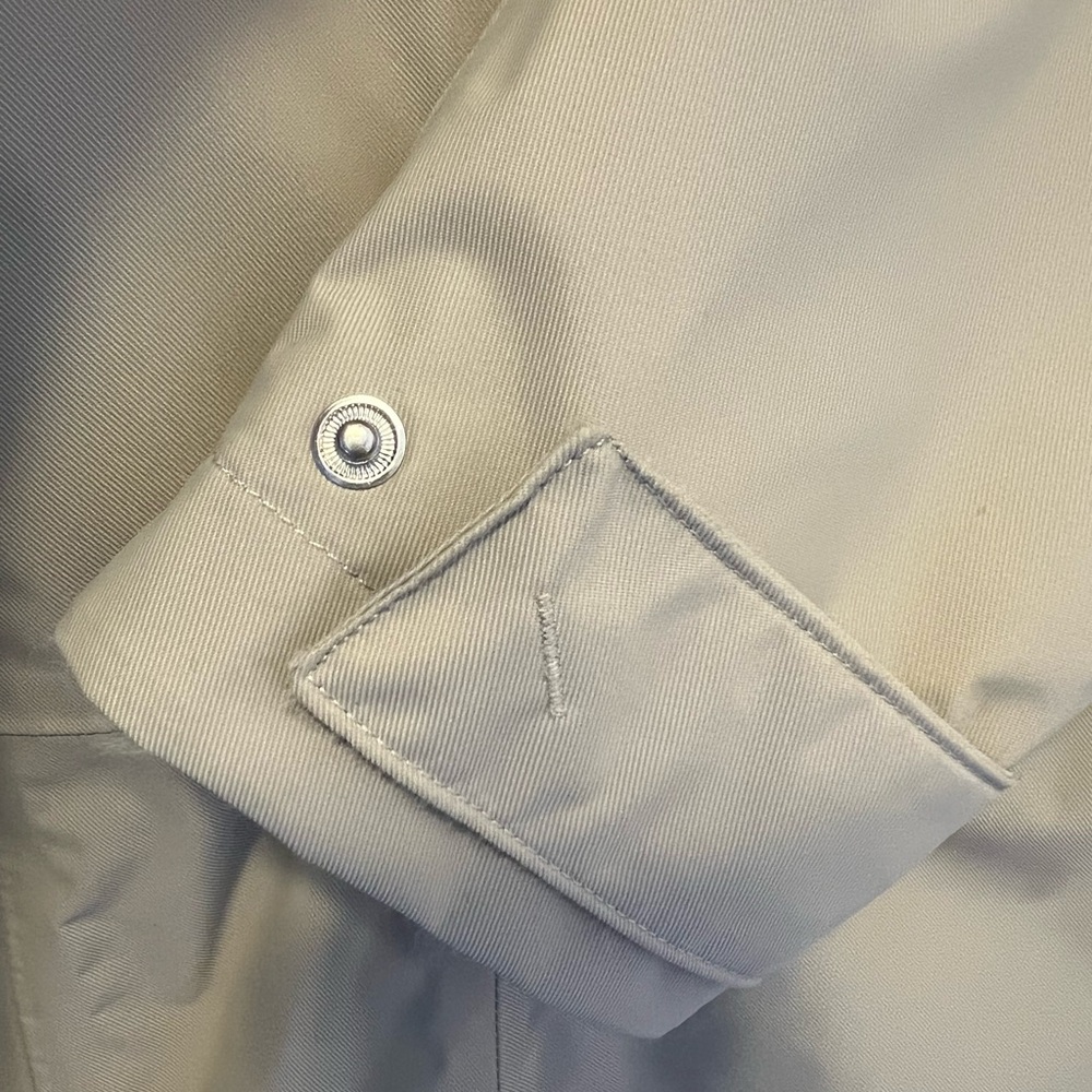 Northface Rain Jacket - image 7